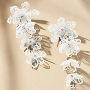 NWT Anthropologie Floral Drop Statement Earrings-white and gold